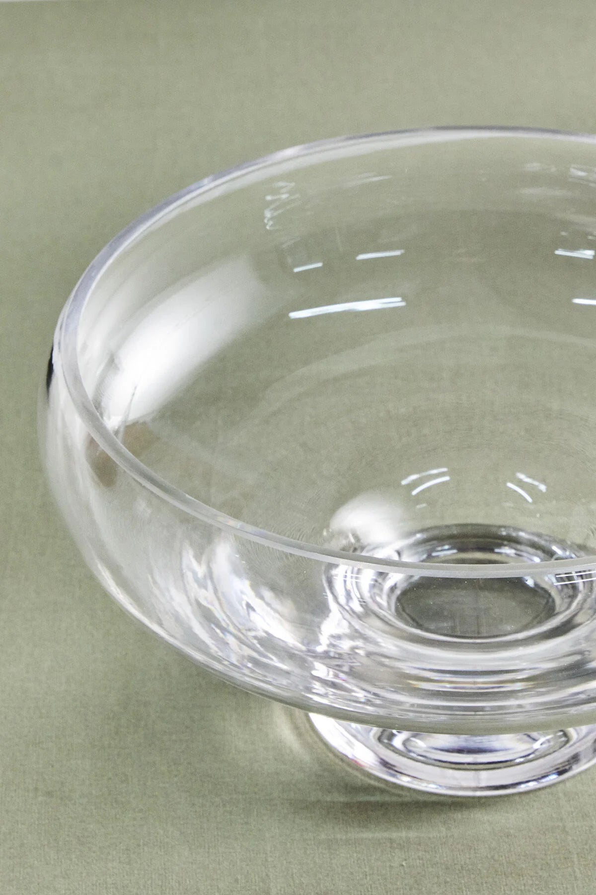 Ay Model Ayaklı El Yapımı Cam Salata ve Sunum Kasesi